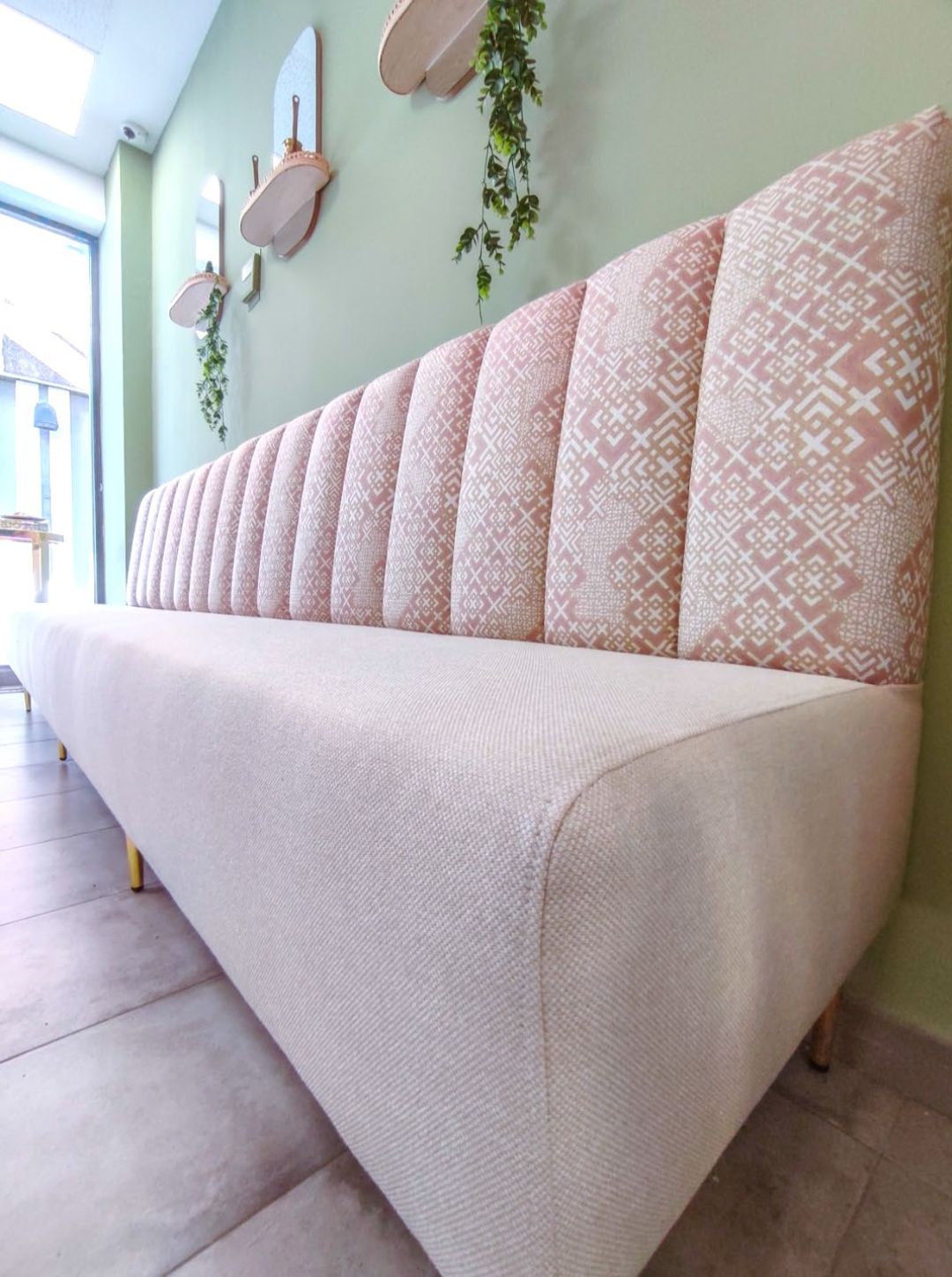 1037-patagonica-creaciones-muebles-decoracion-tapicería-hosteleria